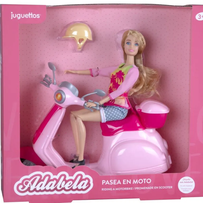 Adabela Pasea En Moto