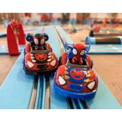 Carrera First Spidey and his Amazing Friends It's Spidey Time! Circuito y Coches de Spidey y Spin
