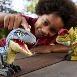 Jurassic World Dominion Velociraptor Beta Rowdy Roars