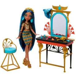 Monster High Conjunto Self-Scare Day con Muñeca Cleo De Nile con Tocador