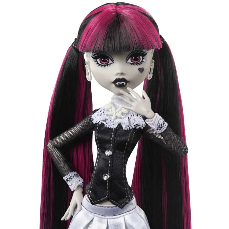 Monster High Muñeca Draculaura en Blanco y Negro con Pósteres