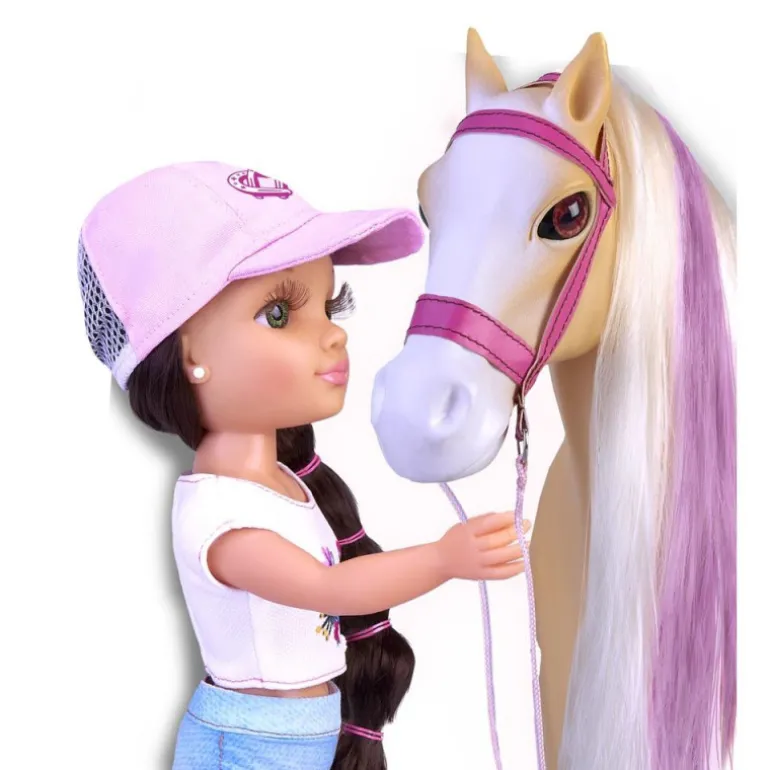 Nancy Un Día Con Su Caballo