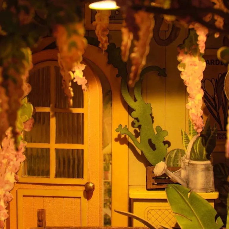 Robotime Flower House Sujetalibros