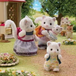 Sylvanian Families Familia Leopardo de las Nieves